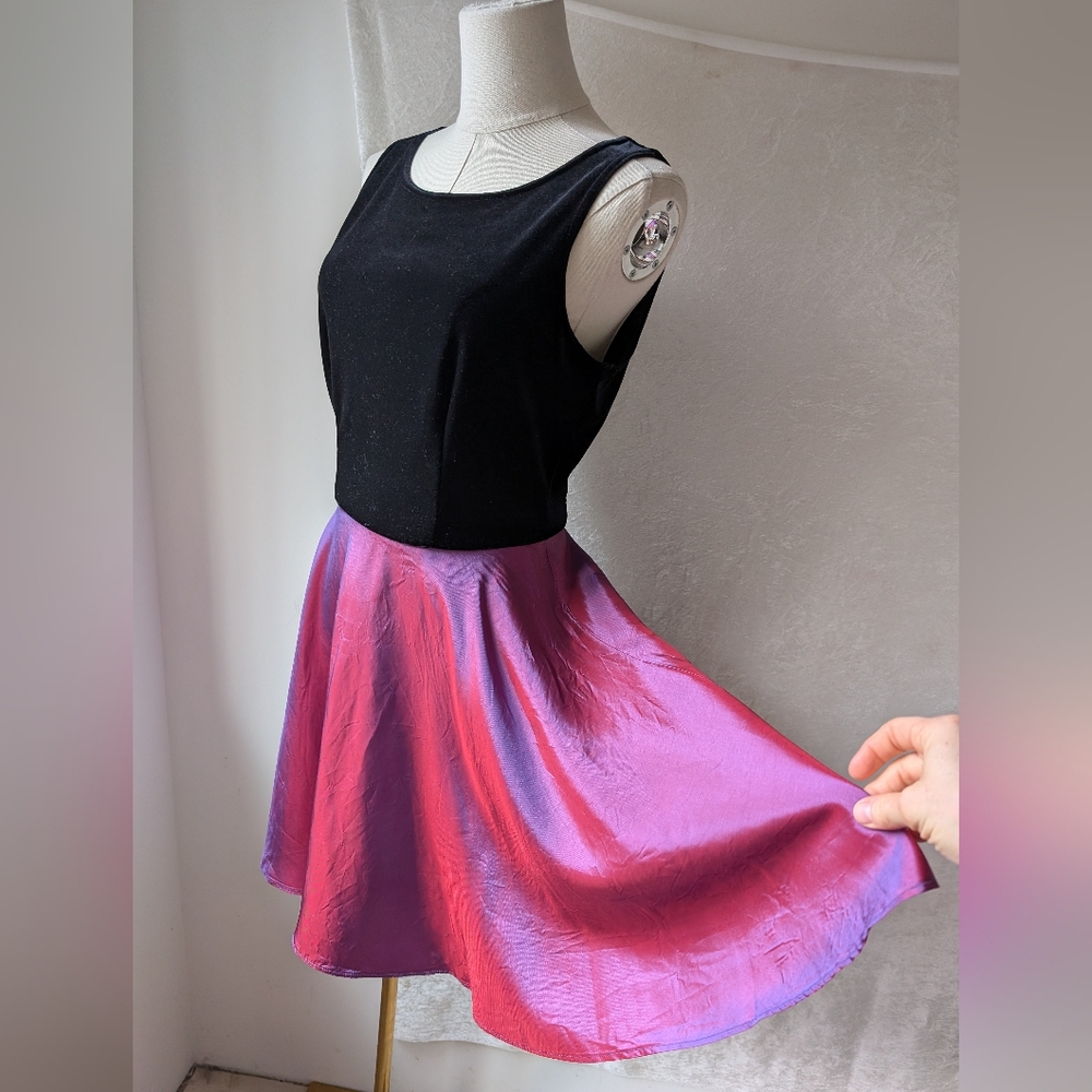VTG No Filter Chromium Purple Byer Too! Velvet Holographic Skirt Dress